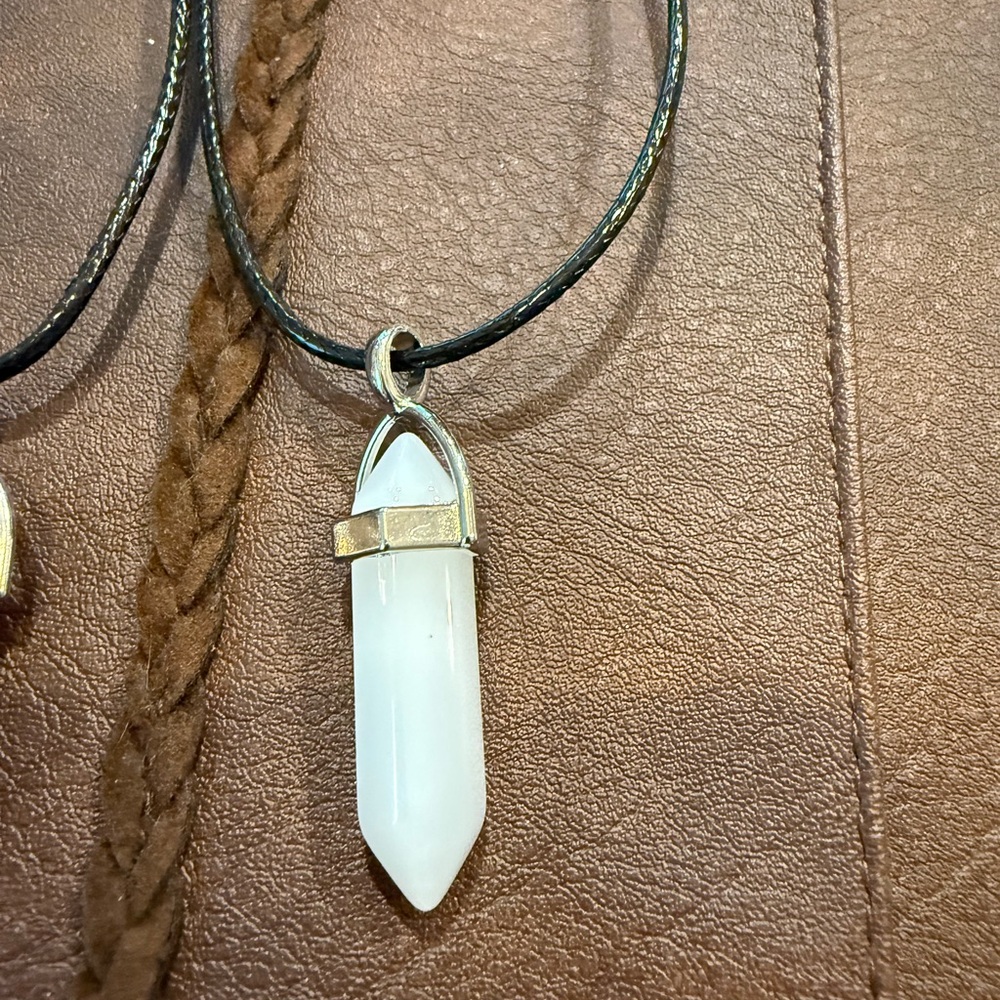 Elegant White Pendant Necklace